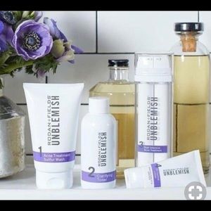 Rodan and Fields Unblemish skin regimen